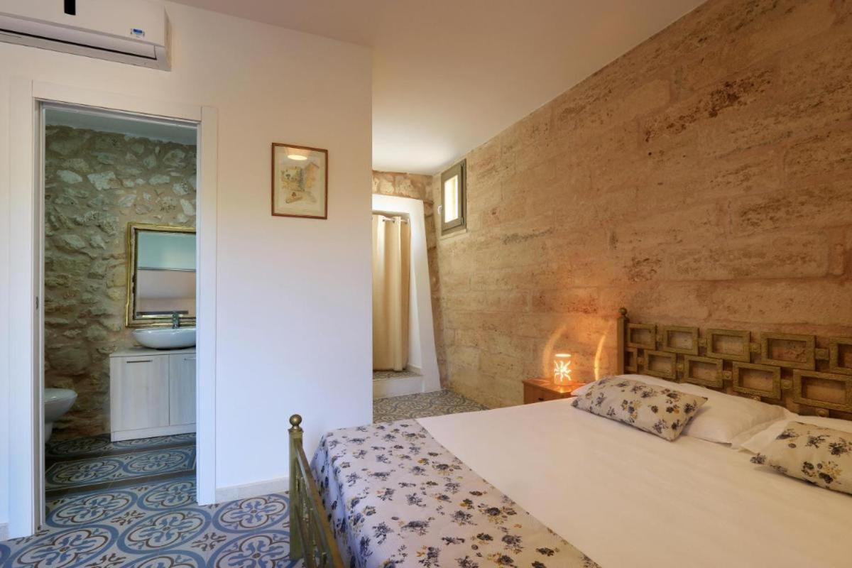 Agriturismo Allu Ruvezzu Torre Mozza Exterior foto